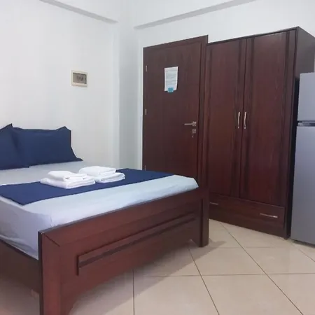 Ester מלון דירות קסאמיל