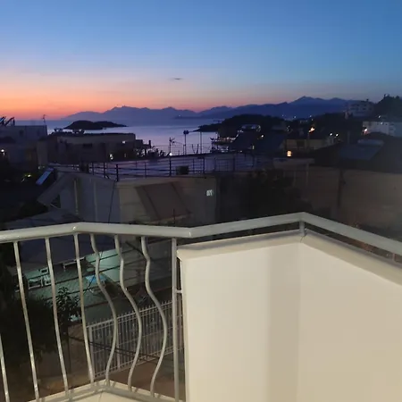 מלון דירות Ester