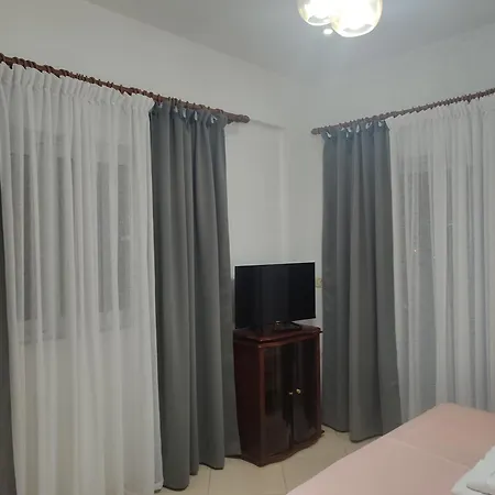 Ester Aparthotel Ksamil