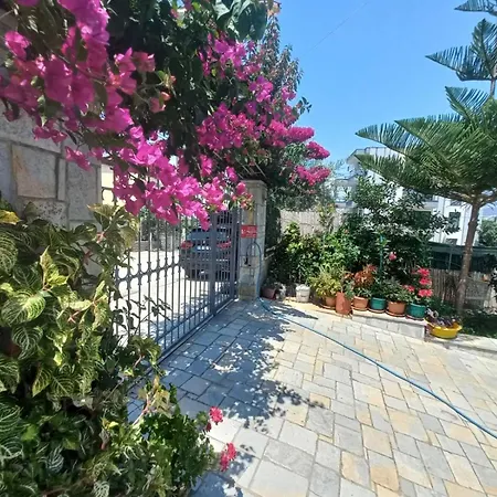 Ester 아파트호텔