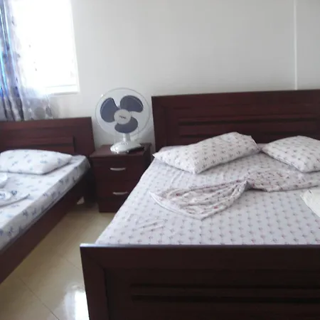 아파트호텔 Ester 사밀